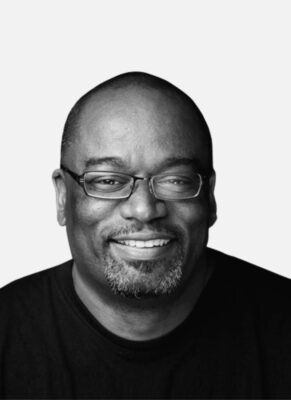Dr. D'Wayne Edwards headshot